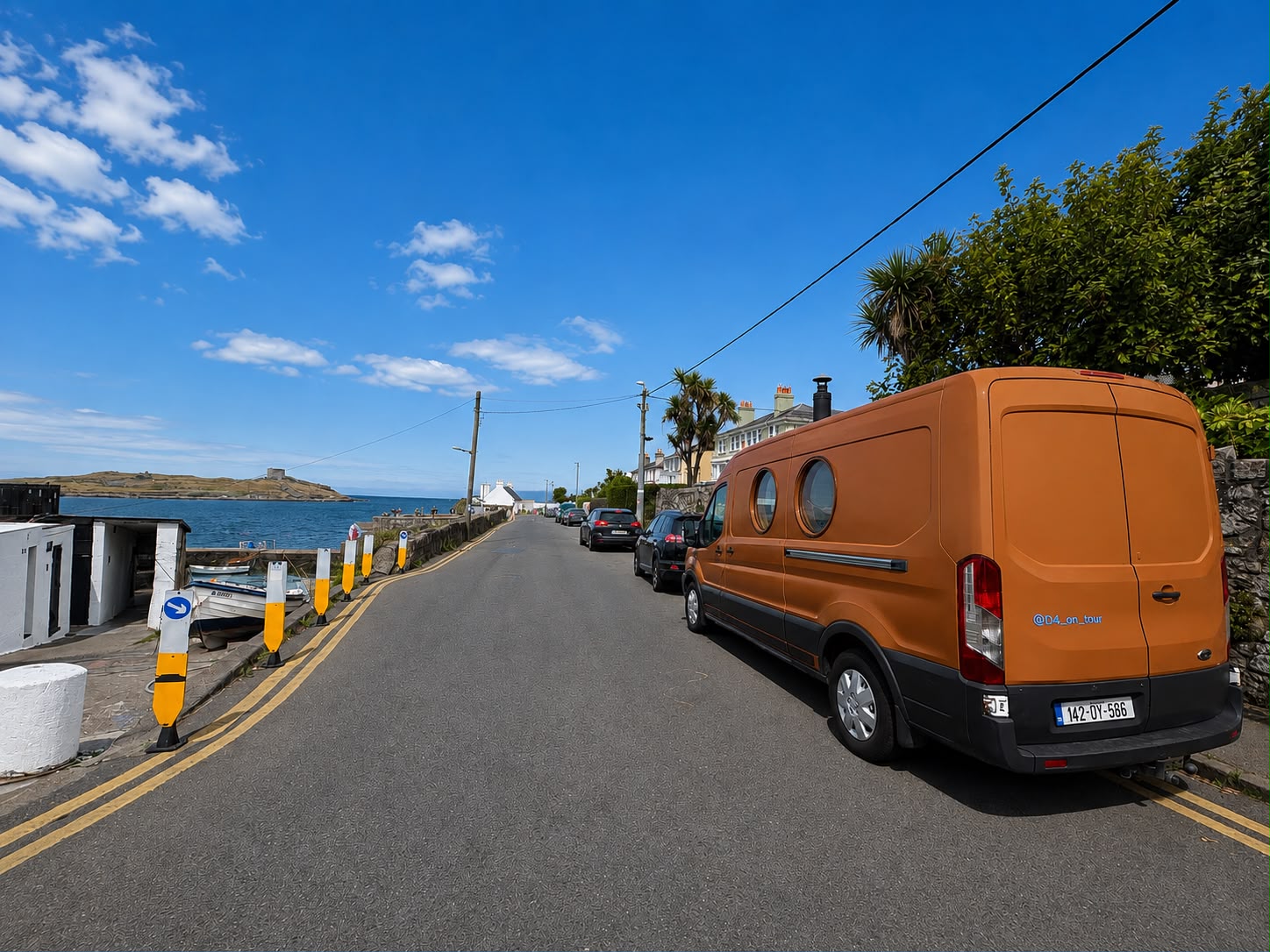 D4 On Tour sauna van at a coastal location
